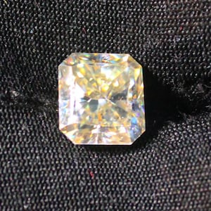 Moissanite stone, Sterling Silver Color, square Ascher shape faceted cut Moissanite Moissanite flawless diamond Brilliant Sparkle 4.90 Ct