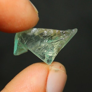 Aquamarine Rough, Natural Aquamarine Loose Rough Gemstone Raw uncut shaped Aquamarine Crystal, Aquamarine minerals March Birthstone 11.30 Ct
