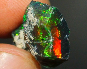 Black Opal Rough, Black Ethiopian Opal, Raw Black Opal, Loose Black Opal crystal, Multi fire welo fire black opal rough gemstone 9.15 Cts