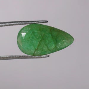 Emerald Stone, Natural Emerald, Faceted Green Emerald, Pear Cut Emerald, Emerald cut stone, Loose Emerald, Zambian Mines Emerald, 3.95 Cts