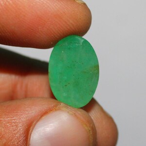 Emerald Gemstone, Natural Emerald, Faceted Green Emerald, Oval Cut Emerald, Emerald cut stone, Loose Emerald, Zambian Mine Emerald, 7.20 Cts