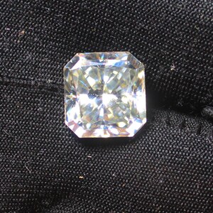 Moissanite, Square & Princess Cut Moissanite Gemstone, Silver Color square shape faceted cut Moissanite Loose Gemstone for jewelry 6.75 Ct