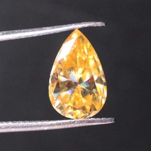 Moissanite Gemstone 2.65 Ct. AAA faceted cut pear shape golden Moissanite, Loose Moissanite, flawless diamond, Moissanite sparkling jewelry