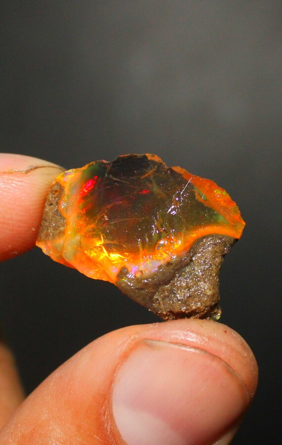 Opale Cristal Naturelle - 1,50 Carats, Brillante Et Multicolore, Vendue Sans Emballage