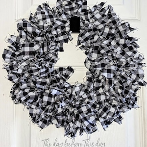 11&quot; Homespun rag Wreath or Candle Ring Black and white buffalo check gingham plaid Country rustic Prim Decor Farmhouse