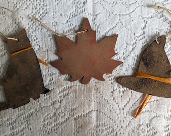 3pc Grungy Halloween ornaments or tags Primitive Farmhouse Witch Hat, black cat, Fall Maple leaf All Hallows - Samhain - spooky
