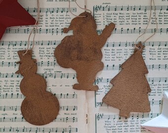 3pc Grungy Cinnamon Christmas ornaments or tags Primitive Farmhouse Santa Tree and Snowman