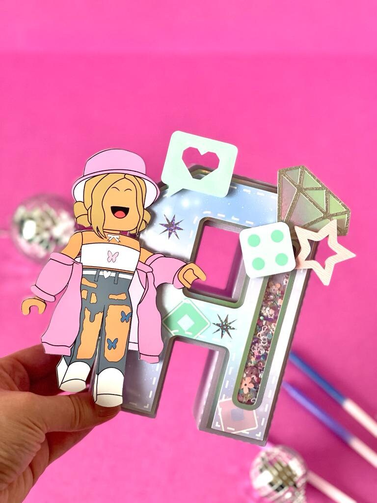 5 AESTHETIC SUMMER ROBLOX OUTFITS I Butterflii 