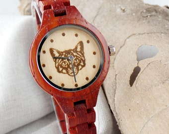 Montre chat mignonne pour femmes : montre-bracelet en bois fabriquée à la main avec cadran adorable en forme de visage de chat, cadeau amusant pour les amoureux des chats, bijoux uniques pour dame chat