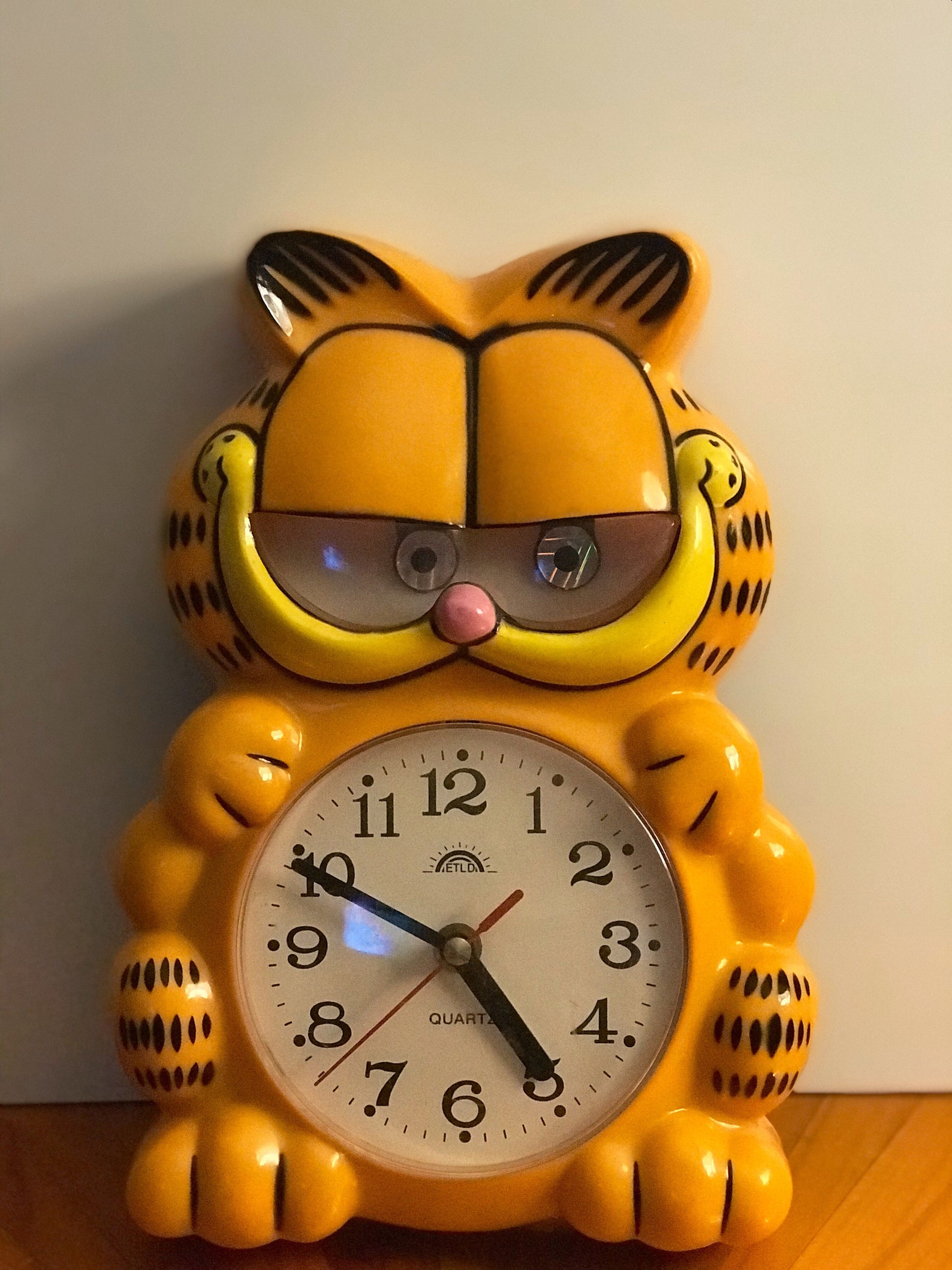 Garfield ETLD Vintage Wall Clock Moving Eyes Clock Works Etsy