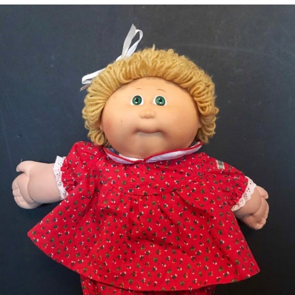 Vintage Cabbage Patch Doll 80’s Original Clothes ~ Appalachian Artwork ~ Caleco-Blond Yarn Hair and Green Eyes 16”