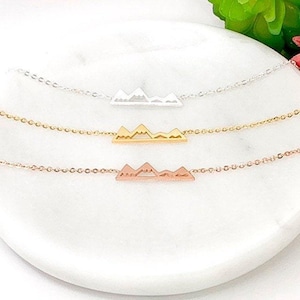 Dainty Mountain Bracelet, Mountain Range Chain Bracelet, Gift for Nature Lover, Hiking Bracelet, Meaningful Gift, Minimalist Jewelry