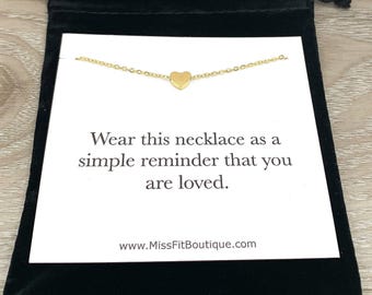 Collar recordatorio sencillo con tarjeta, collar de corazón delicado, regalo para hija, regalo de "Eres amado", regalo para niña adolescente, joyería significativa
