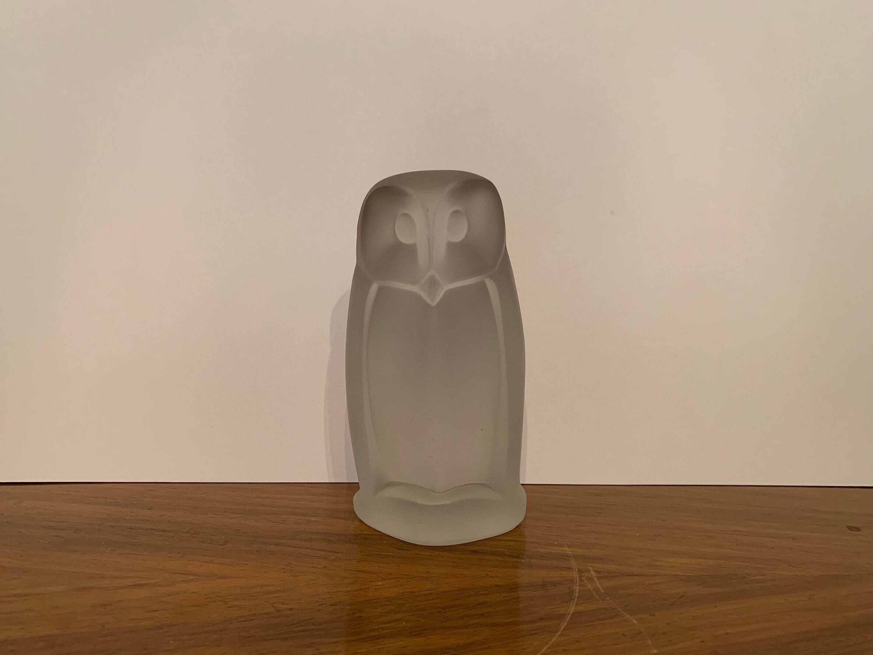 Mid Century Owl, H.M. Laupman For Leerdam Holland, 1953, Pressed Satin Glass