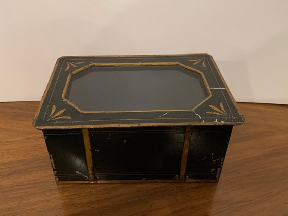 Toleware Display Box - image 1