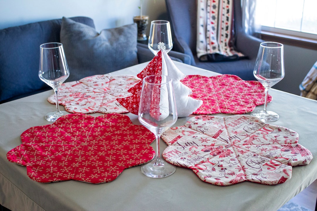 Christmas Placemat Holiday Sayings & Snowflakes Etsy