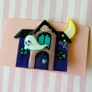 Haunted House Glittery Pin