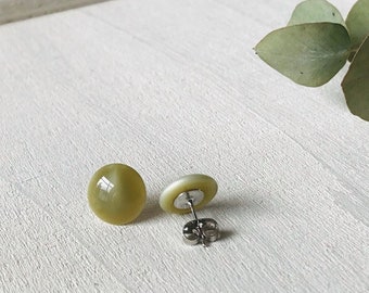 Ohrstecker Ohrringe Polaris Cabochon olivgrün glänzend- mehrere Variationen Geschenkidee silberfarben bronzefarben Valentinstag Geburtstag