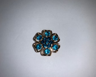 Gold Tone Queen Bee Black Crystal Bead Needle Minder