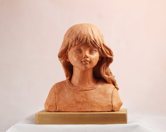 Bust of a young girl (old style)