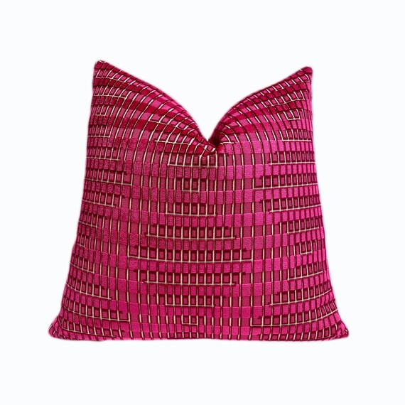 Magenta pillows best sale