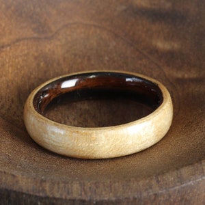 Maple Wood on Ebony Wood Ring