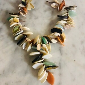 Vintage polished shell & stone necklace