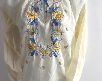 Blusa campesina vintage bordada de Lily Pulitzer