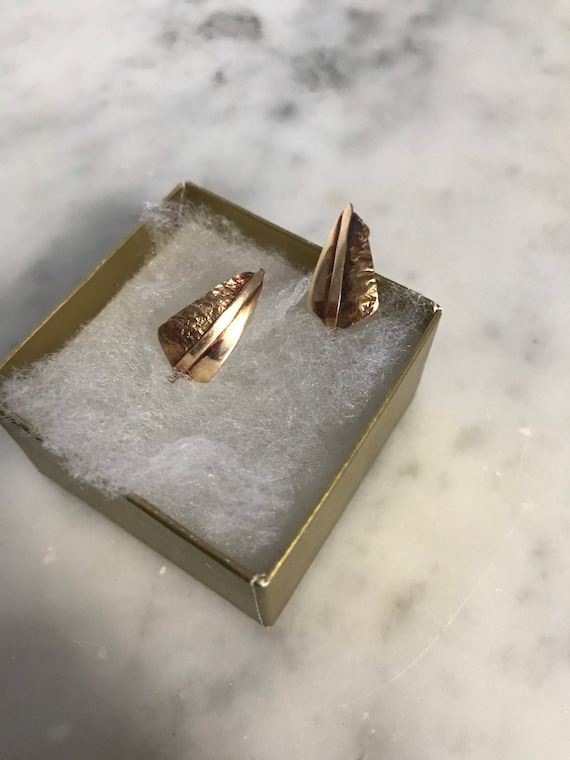 14 karat gold two tone post earrings