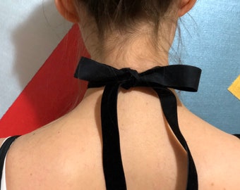 jewelry black velvet necklace,Mother day gift for her,BFF Flower Key chartreuse Velvet Choker Necklace LOVE