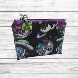 Bolsa con cremallera floral de extraterrestre. Hecha a mano. OVNI, suculentas.