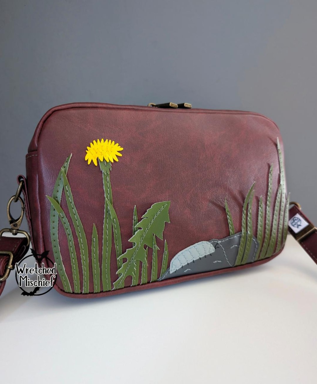 Isopod Bag . Potato Bug/rollie Pollie Purse . Size: 10.5" X 7" X 3" - Etsy