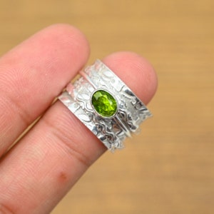 Peridot Spinner Ring: Handmade Sterling Silver 925 Jewelry