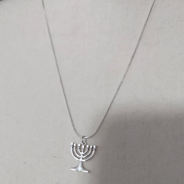 Beautiful necklace with menorah for hebrew sisters 22 inches