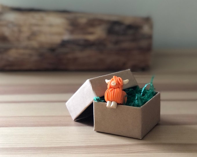 Featured listing image: Wee coo in a box / highland cow / miniature / handmade / polymer clay / Scottish gift / Scotland / highland coo