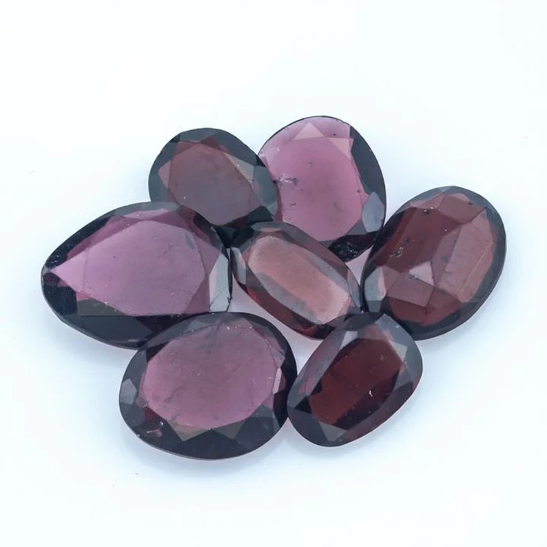 Rhodolite 15.10 CT Free-form Polki Cut