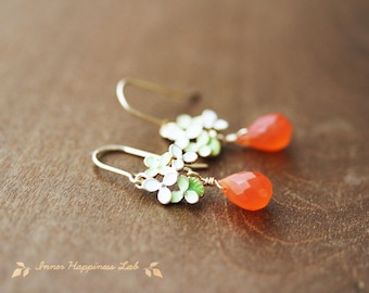 Annabelle hydrangea & Carnelian earrings / 14K Gold Filled