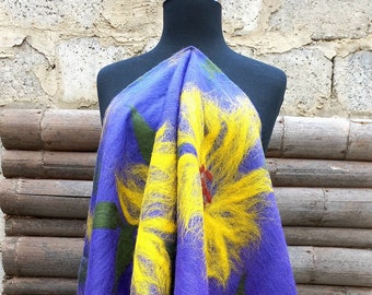 Handmade scarf / gift women /wool scarf / handmade felted /silk scarf/  woman handmade felted / Nuno felt / felted scarf / merino  wool