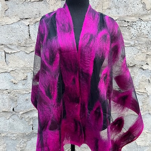 merino wool/felt scarf/nuno felt/Handmade felt scarf / silk scarf /wool scarf /Nuno felt / felted scarf for women/ wedding shawl/ wool scarf