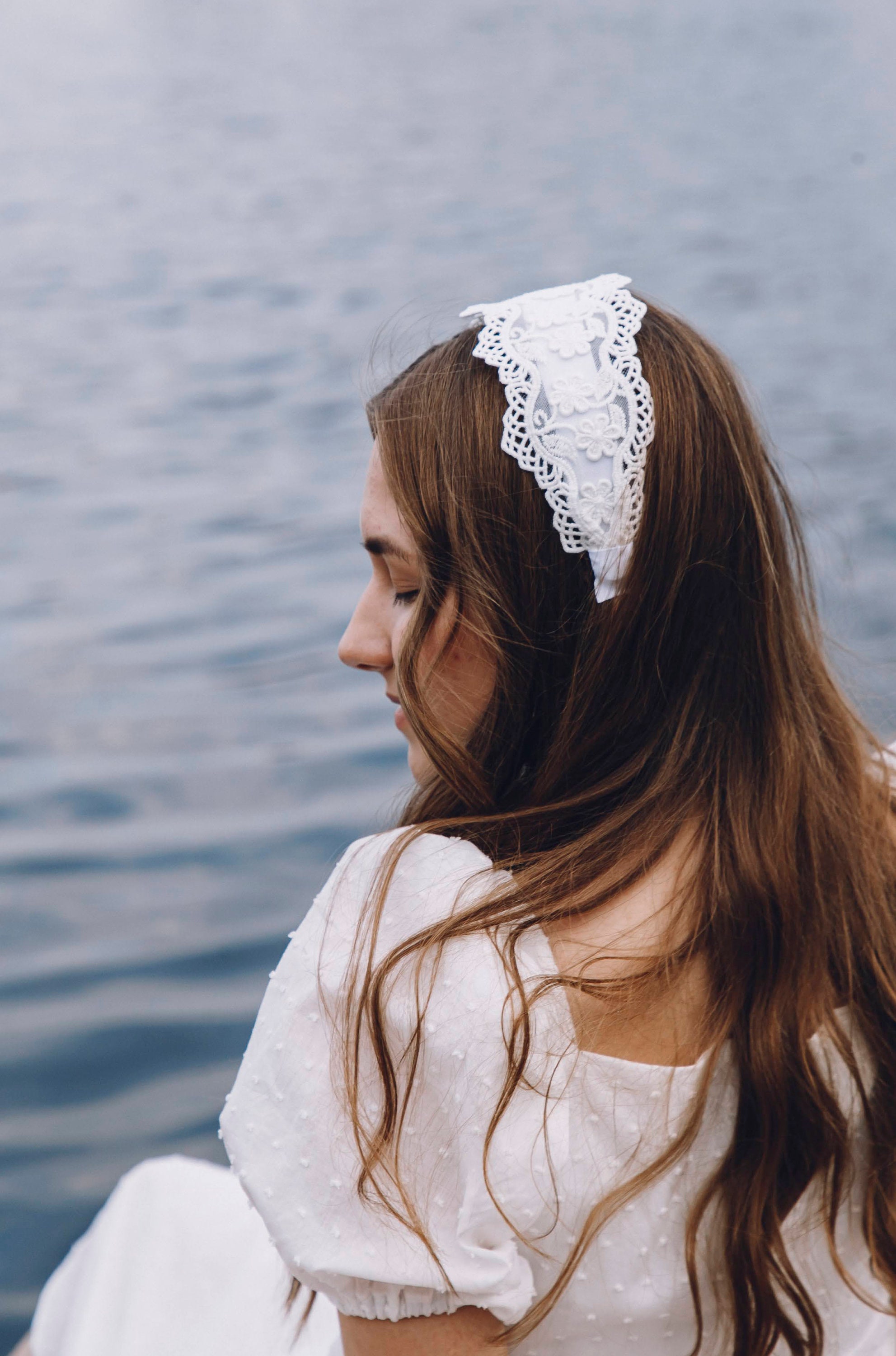 Elegant White Lace Bridal Headband Clara - Pearl and Lace Bridal Headband – Aurelia Paige main image 4