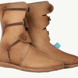 En stock Botas Altas De Cuero De Hombre Medieval Bosque Zapatos negros de  piel con cordones -  México