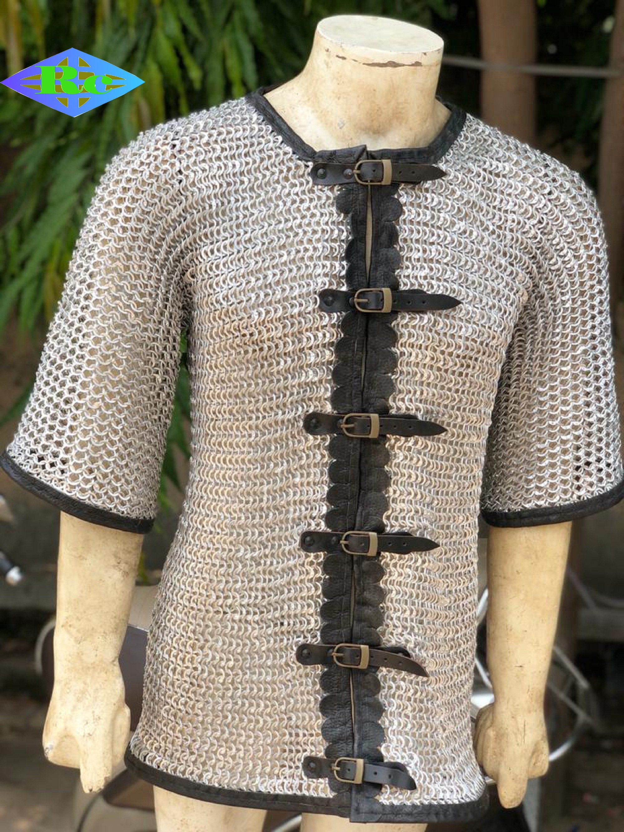 Got my chainmail in today. I'll post a full kit picture later. : r/LARP
