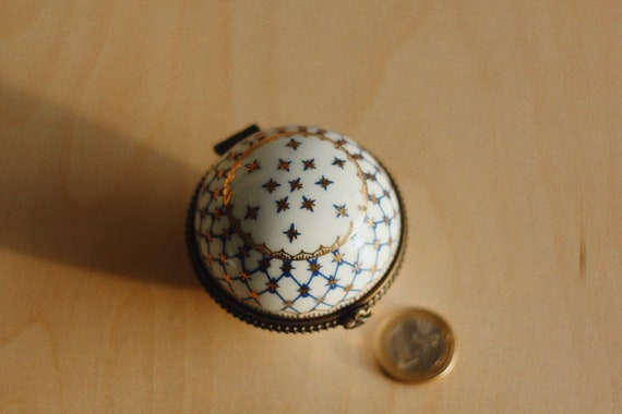 Vintage Ceramic Round Box with Blue and Gold Glaz… - image 3