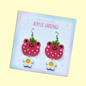 Pendientes acrílicos cortados con láser hechos a mano / Kawaii / Rana fresa / Rosa / Gran regalo