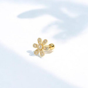 14k Solid Gold Cz Flower Stud Earrings, Gold Dainty Daisy Stud, Daisy Floral Earring, Tiny Flower Earrings, Tragus Cartilage Helix Piercing