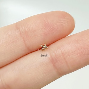 14K Solid Gold Blume Schraube zurück Ohrstecker, Daisy Ohrstecker Gold Ohrringe, 14k Daisy Ohrstecker Piercing, Zarte Blume Ohrringe, Kinder Schmuck