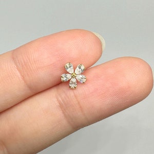 14K Solid Gold Flower Screw Back Earrings, Dainty 14k Gold Flower Earrings, 14k Daisy Stud Piercing, Delicate Flower Earrings, Kids Jewelry