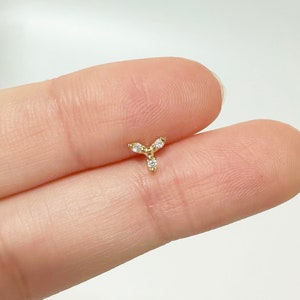 Aretes de oro macizo de 14 k con cierre de rosca, trébol de tres hojas en forma de flor para el trago, flor diminuta en forma de hélix, aretes triple marquesa en oro de 14 k
