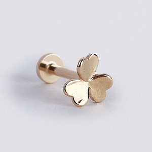 14k solid gold clover flat back labret, 3 Leaf Clover flower Tragus, Cartilage, Conch, Flat Back Earring, Stud Labret , Screw back studs