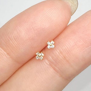 14K Solid Gold Stud, Flower Stud Earring, Minimalist stud earrings, Gold Dainty 4 Leaf Flower Cz Stud Earrings, Dainty Diamond Earrings